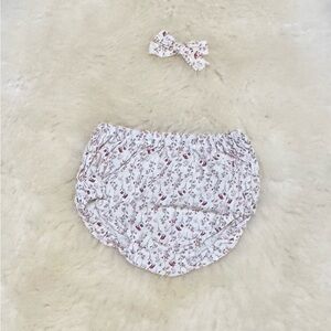 Dainty floral bloomers and hair bow set. 6-12 months